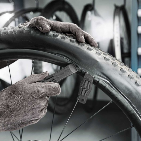 Innovative, extremely compact quadruple bit - only one bit for four different screw sizes Wera Bicycle Set 1, 14 pieces - 05004170001